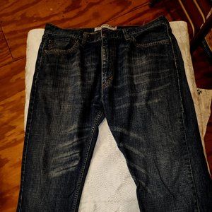 Levis 505 Straight Fit W36 L32